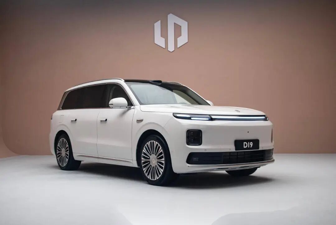  技术自研实力派：零跑D系列如何用硬核配置撬动品牌高端化 汽车科技