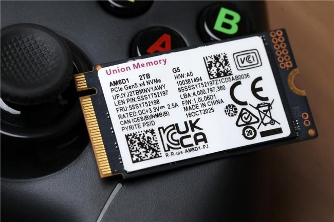 Microcomputer Tokens MicroComputer深度评测:助力Token吞吐飙升,忆联AM6D1 PCIe 5.0 SSD击穿AI存储墙_新浪科技_新浪网