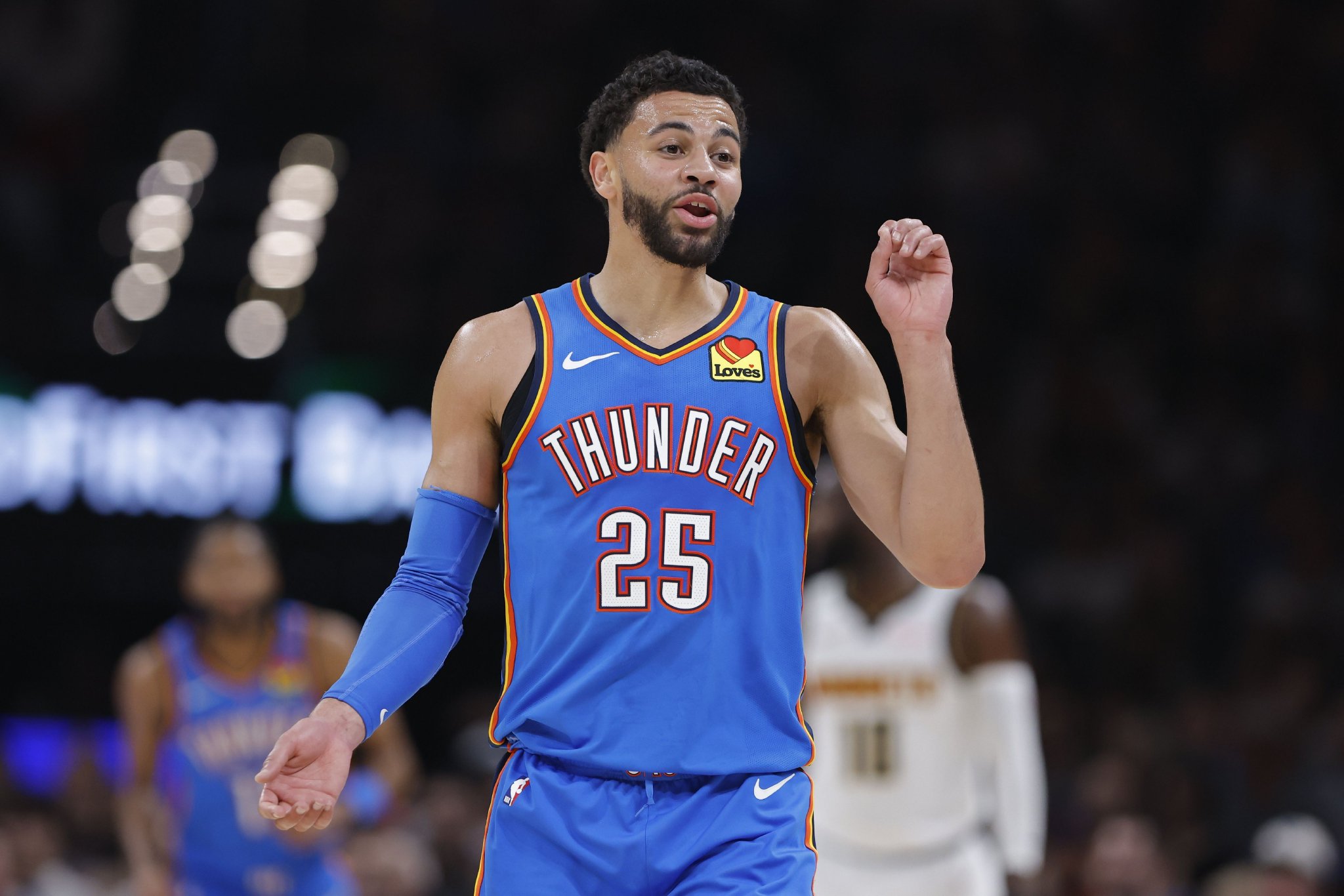 阿杰伊·米切尔：身体和去年比感觉非常棒 很兴奋能健康打季后赛