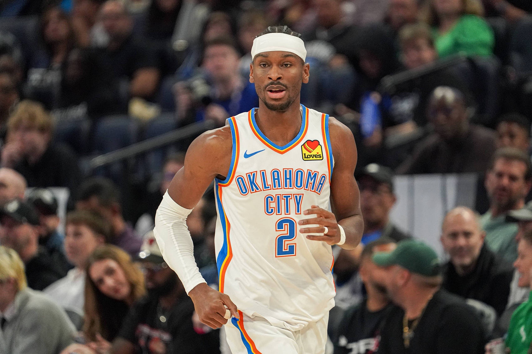 手指伤影响不大！亚历山大打满首节9中5拿到11分1助1断