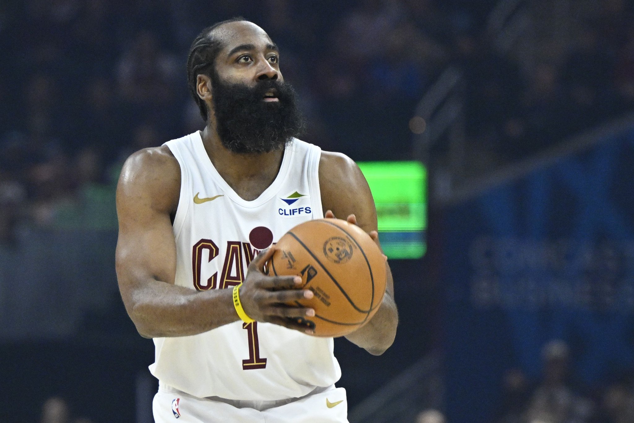 火箭媒体人：哈登季后赛要是有SGA的哨子 现在他得有1-2个冠军