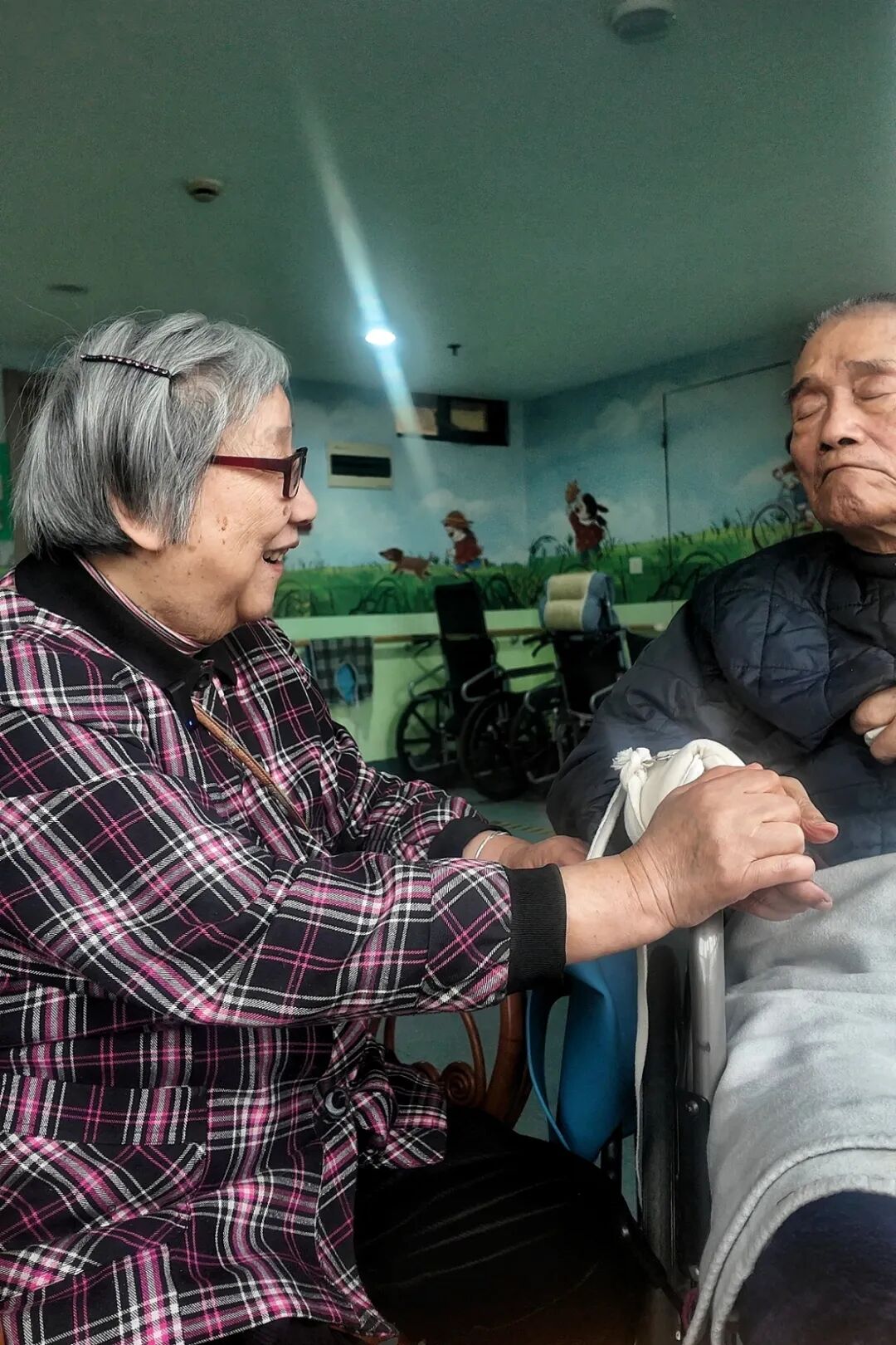“他忘了全世界，却记得我！”