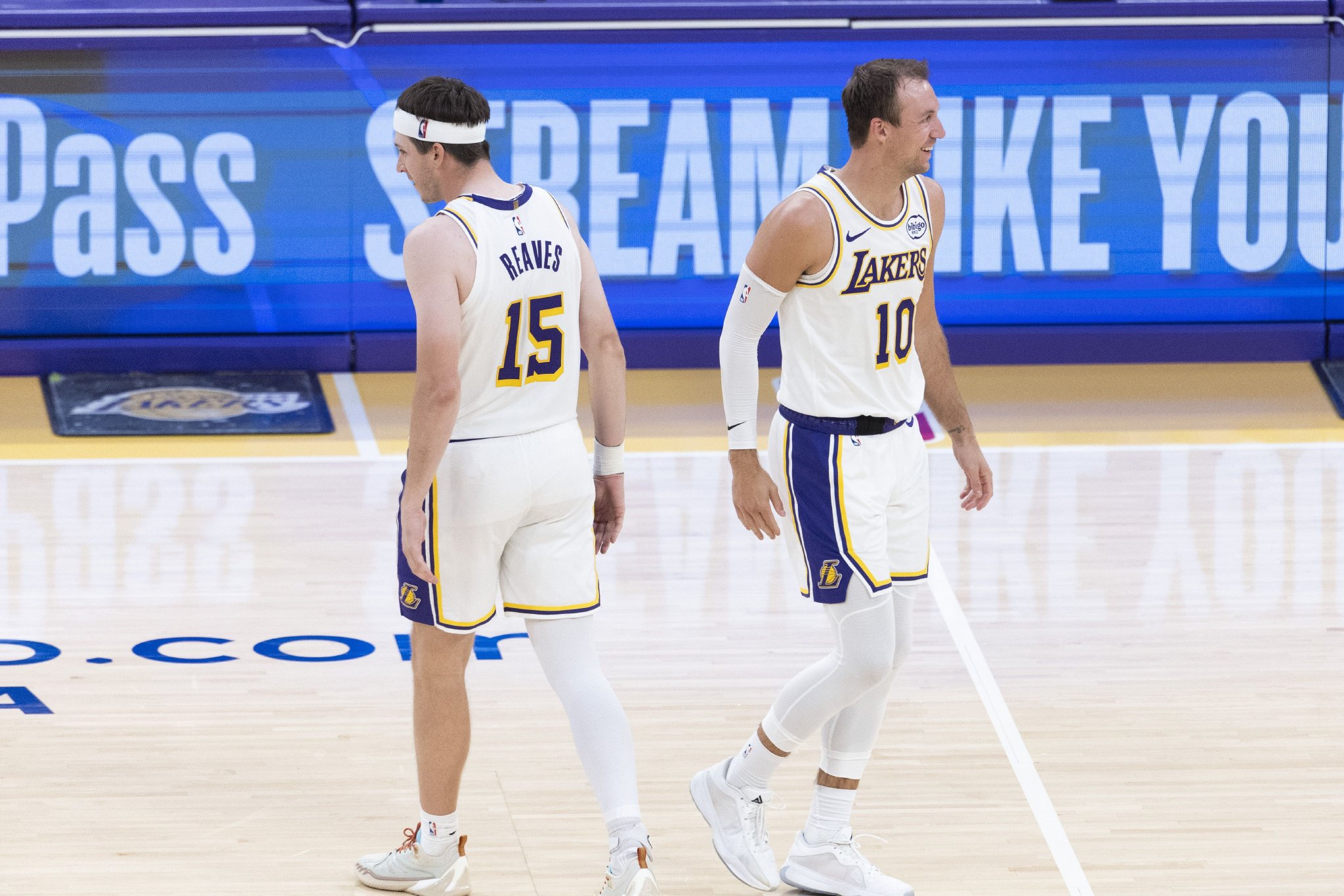 皮尔斯：肯纳德是便宜的里夫斯 湖人会用肯纳德替代里夫斯吗