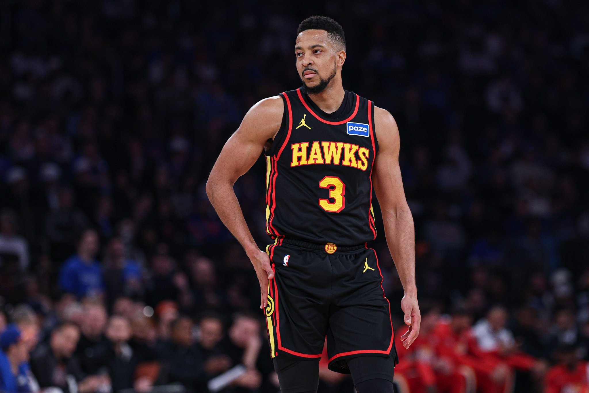 CJ在34岁连续3场季后赛场均27分+50%命中率 近20年来第八人