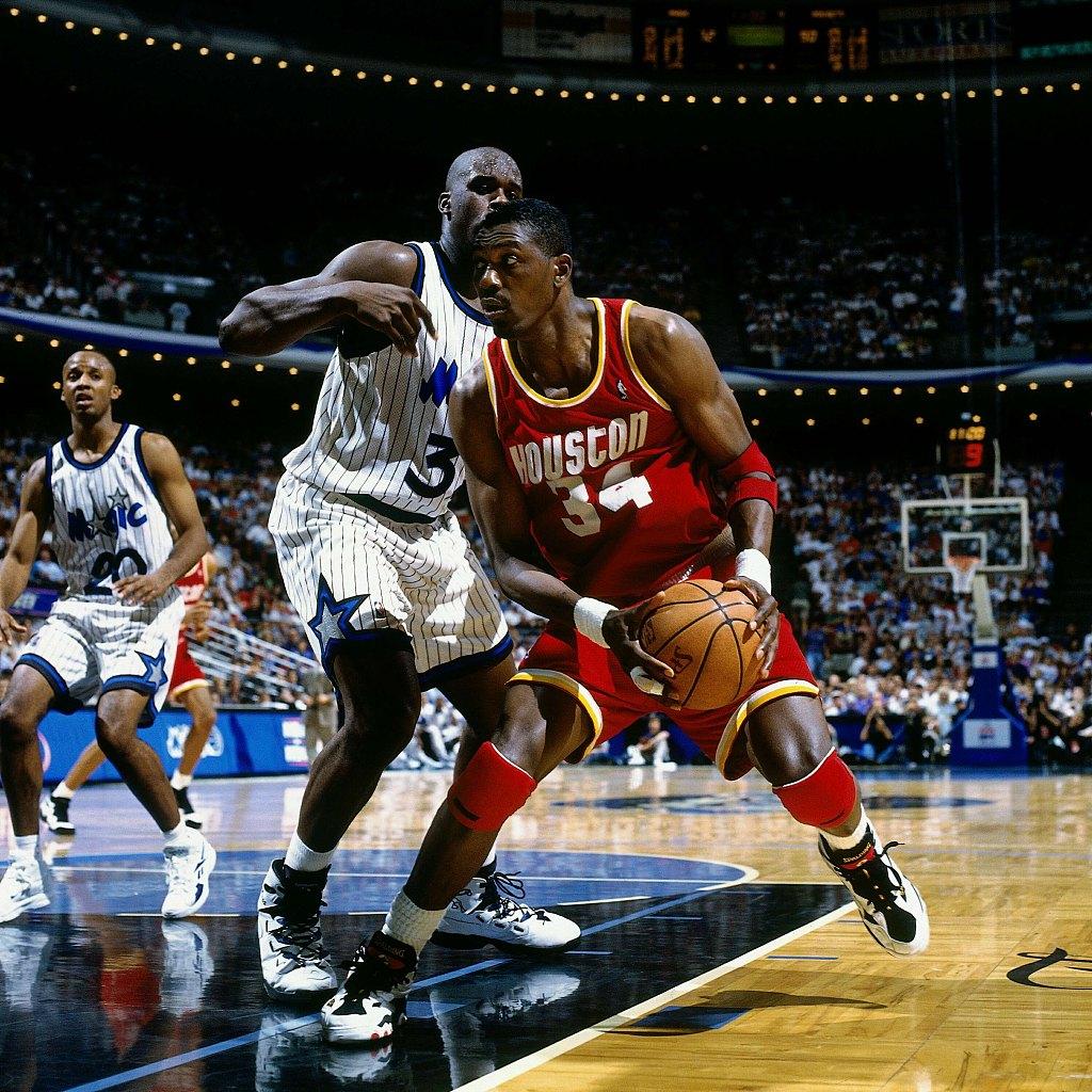 尤因：奥尼尔是我们那个时代的张伯伦 但是大梦最难防