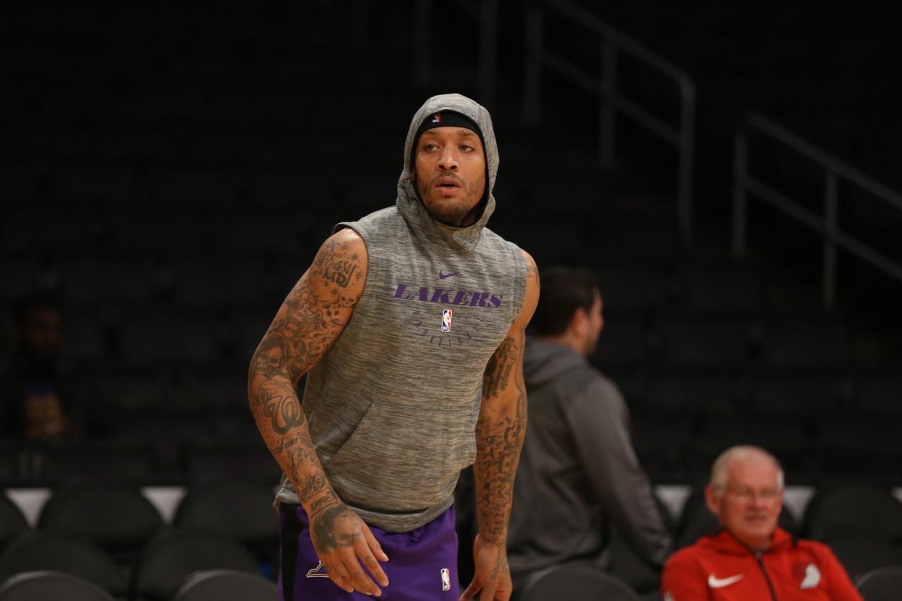 比斯利：我没单挑打爆詹姆斯 只是训练时全场领防让他累得要换人