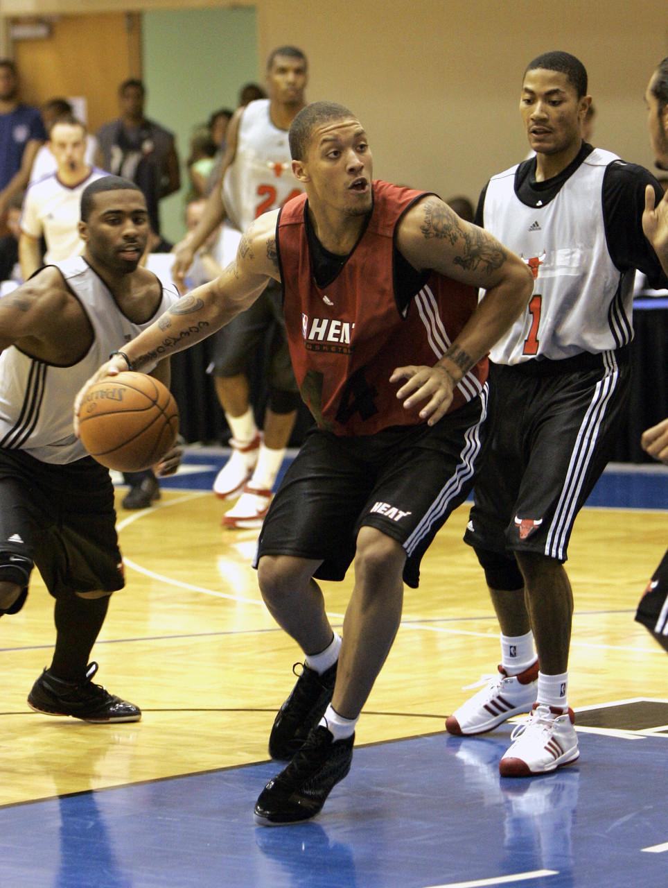 比斯利：给我开火权我至少是安东尼级别的得分手 甚至拿一次MVP