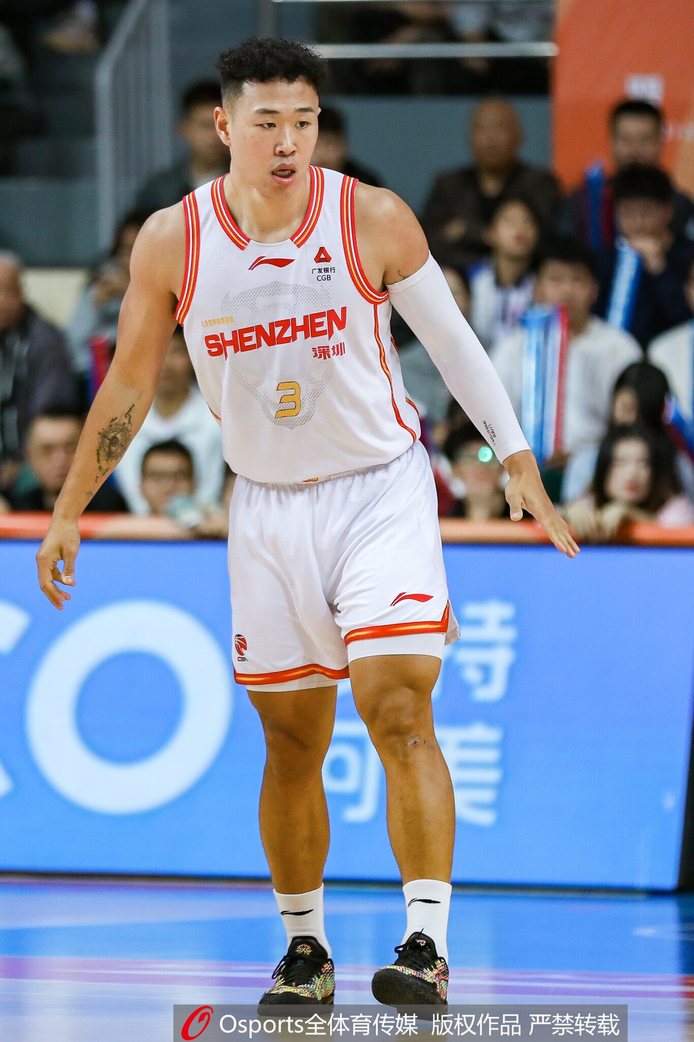 媒体人：贺希宁成功得益于努力&清醒认知 以及超强的延迟满足能力