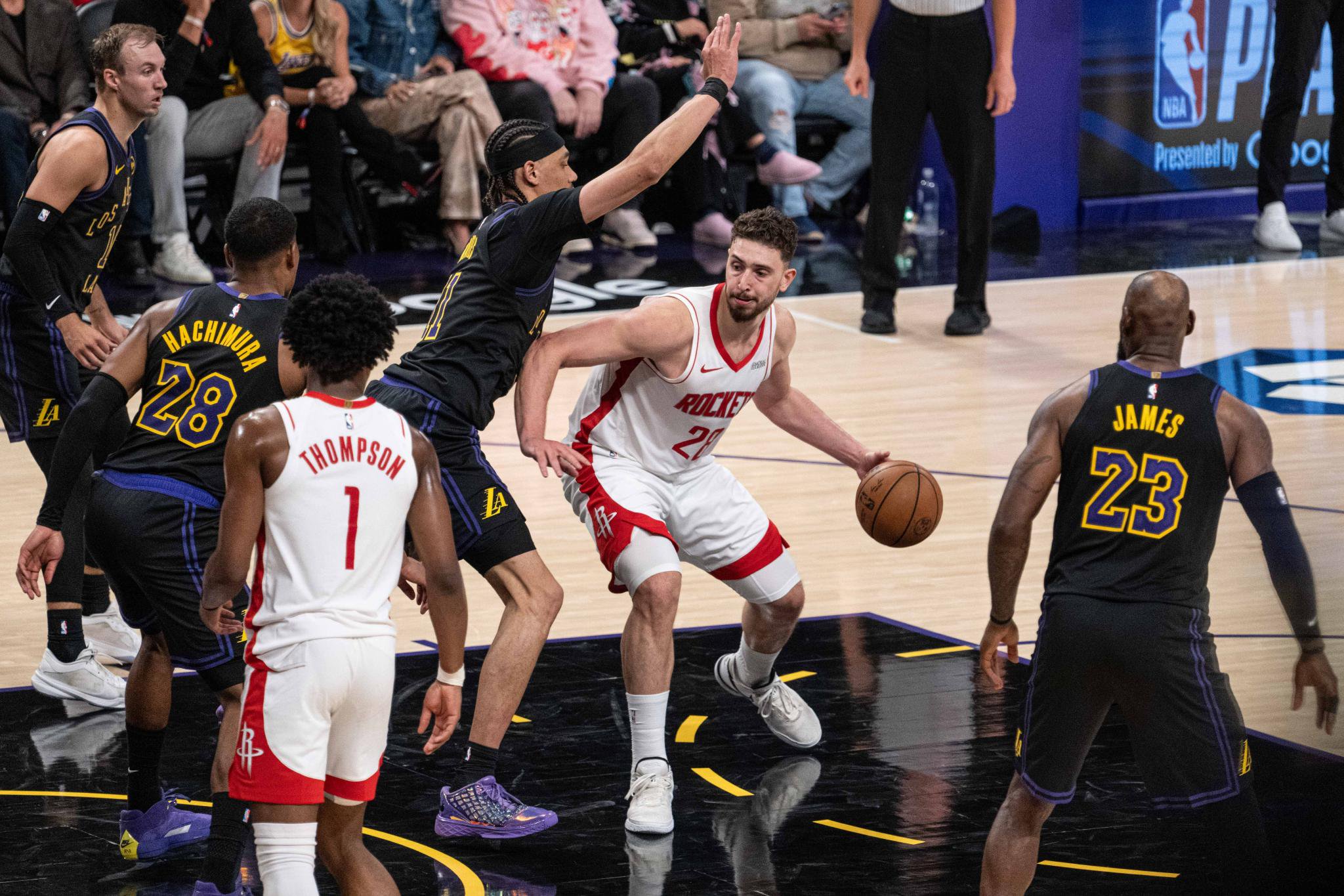 皮尔斯：湖人的球商碾压了火箭 比赛和实力无关 火箭就像在打野球