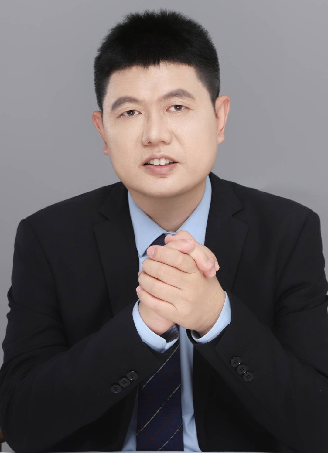 盘和林：中国AI“双星共振”，从生态接力到全球回响