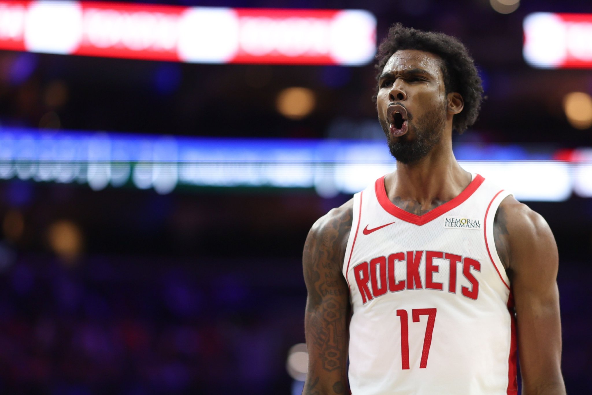 铁树开花！伊森10中7拿到20分8板5断1帽 正负值+31最高