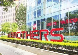 四问华谊兄弟启动预重整：关于生与死、接盘与债务