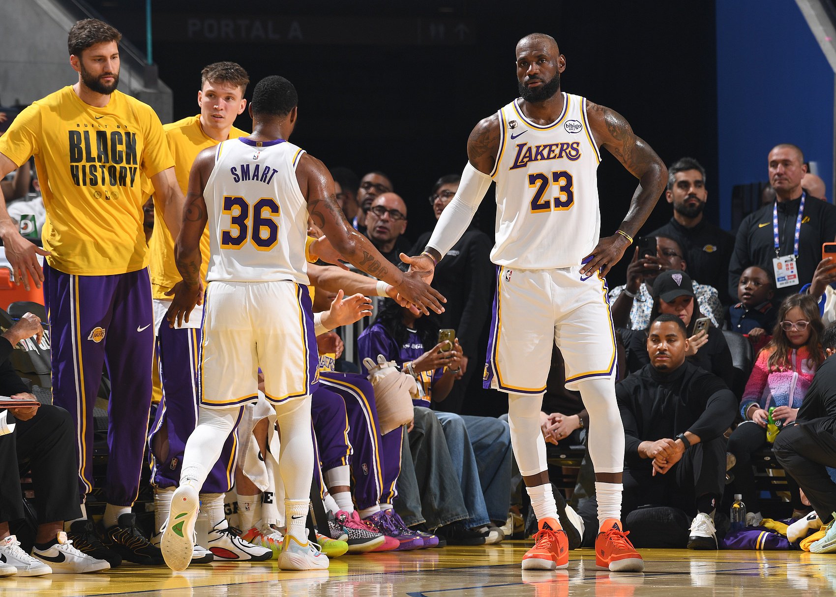 路威：詹姆斯一直非常稳定 问题在于斯玛特和肯纳德神奇不再了