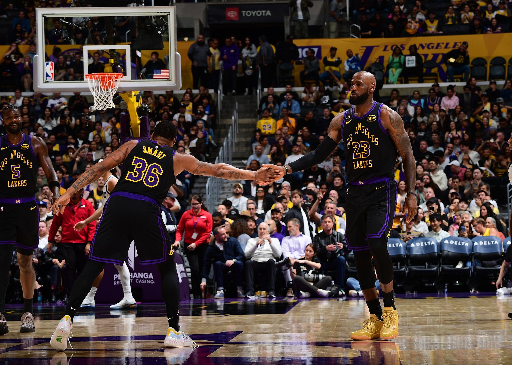 余华：詹姆斯G3带队逆转看的我快流泪了 烈士暮年壮心不已