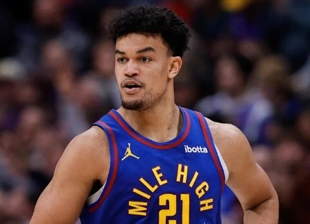 掘金辣翻森林狼：琼斯与卡约的火性