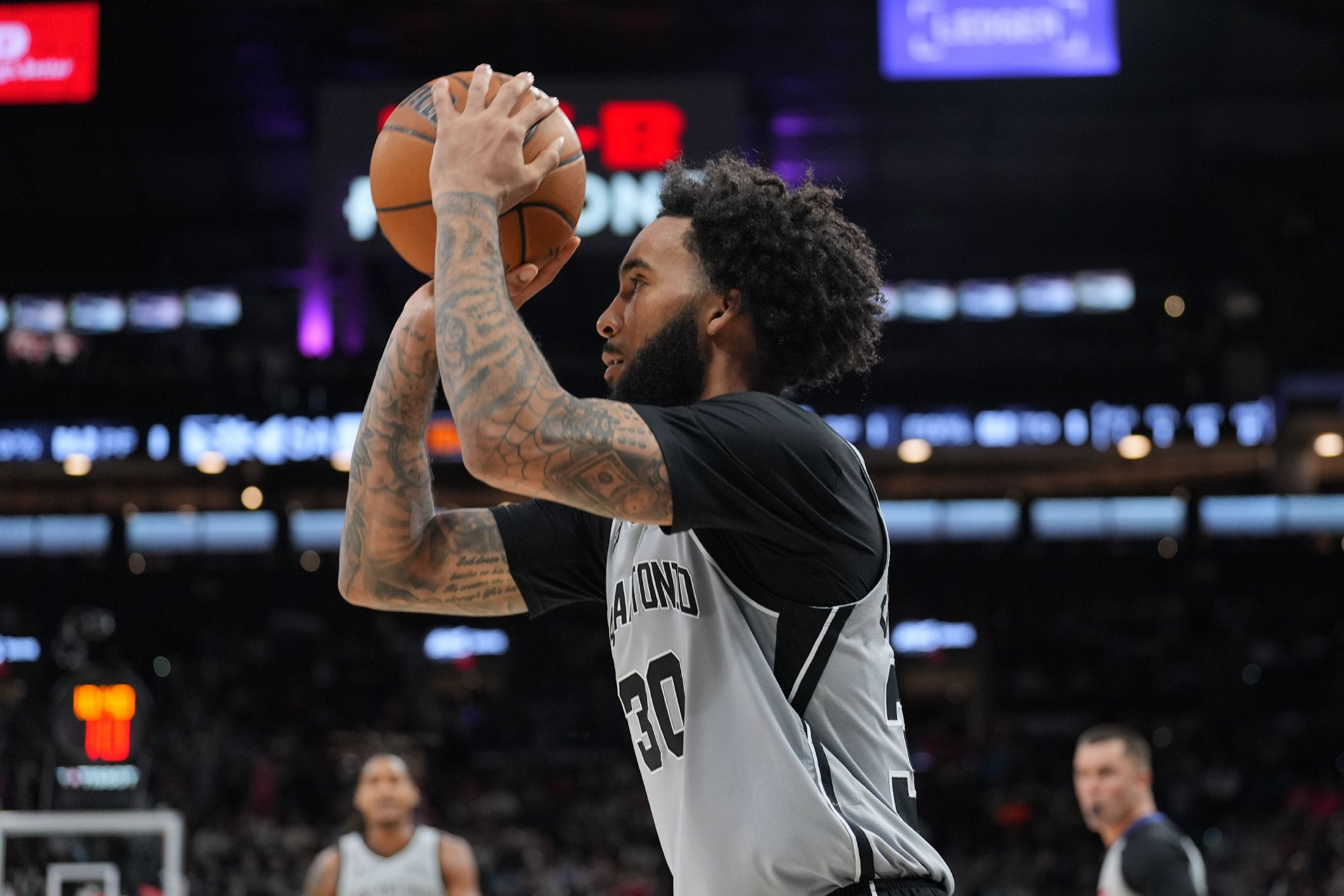 尚帕尼：我们走到今天靠的不只是天赋 球队骨子里有韧劲拼劲