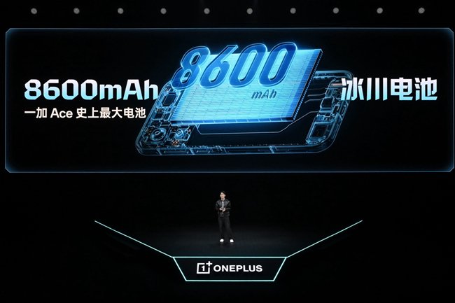 5000 万像素大底旗舰主摄，热血出片，拍出封神时刻