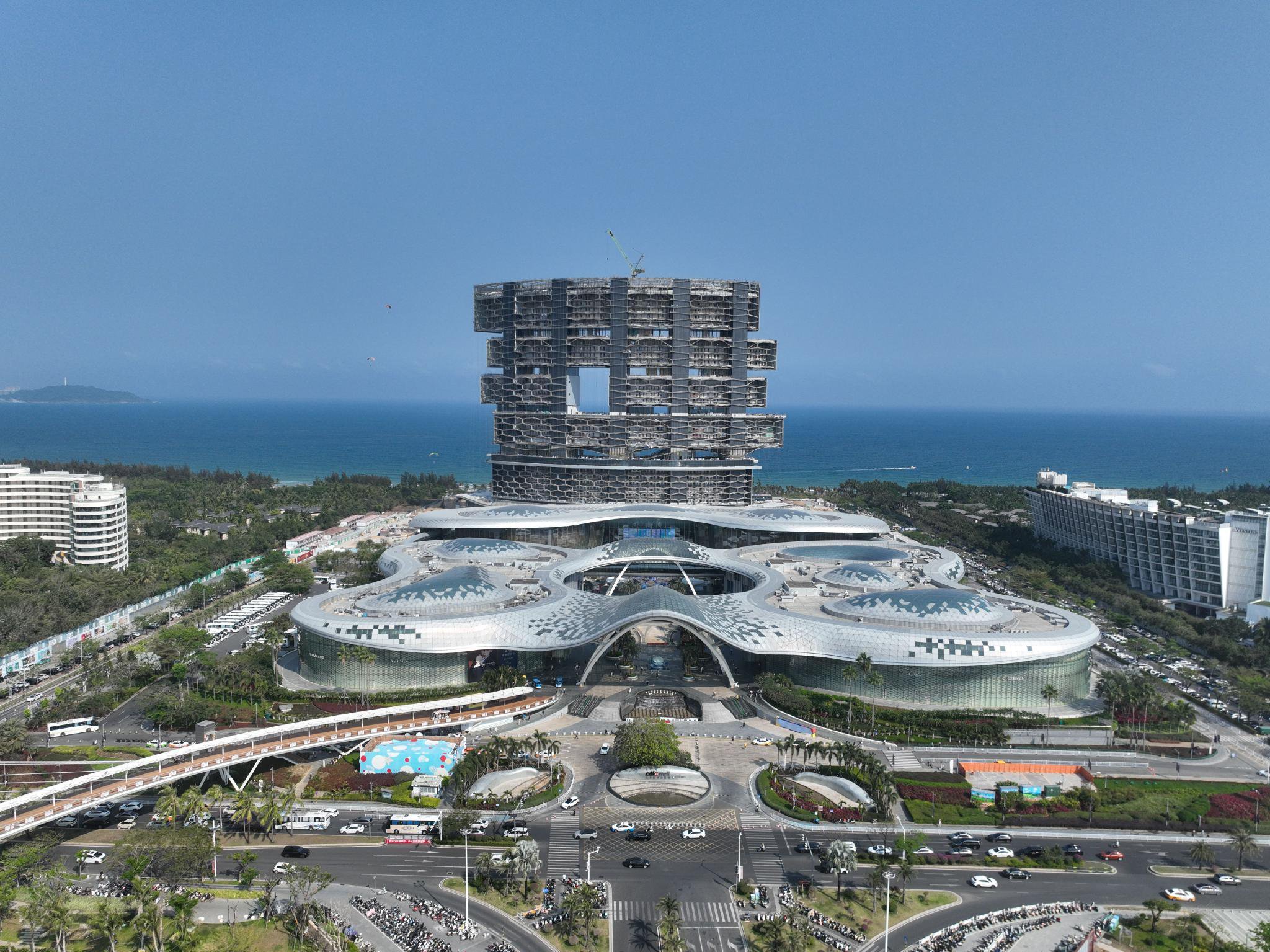 三亚国际免税城以“诚信经营、优质服务”助力海南自贸港建设