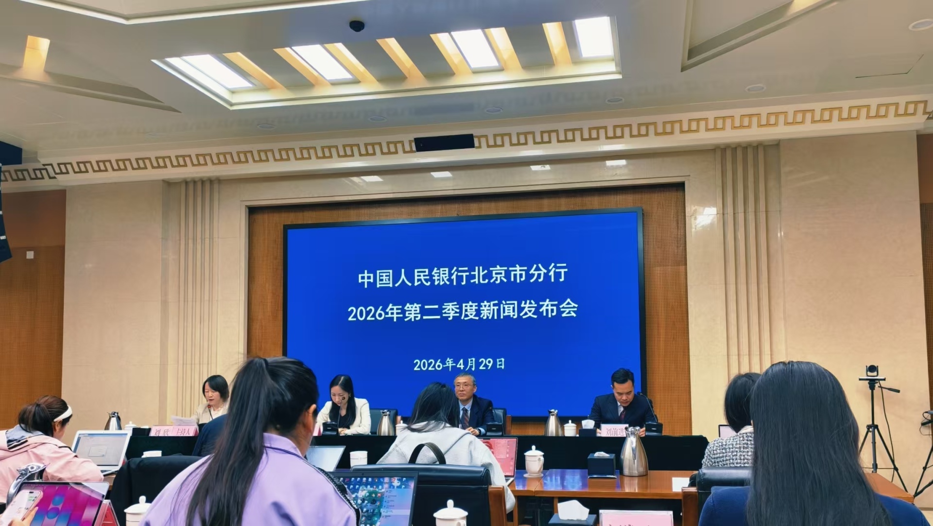 抖音互赞网站真的有效吗？揭秘互赞技巧与安全选择！