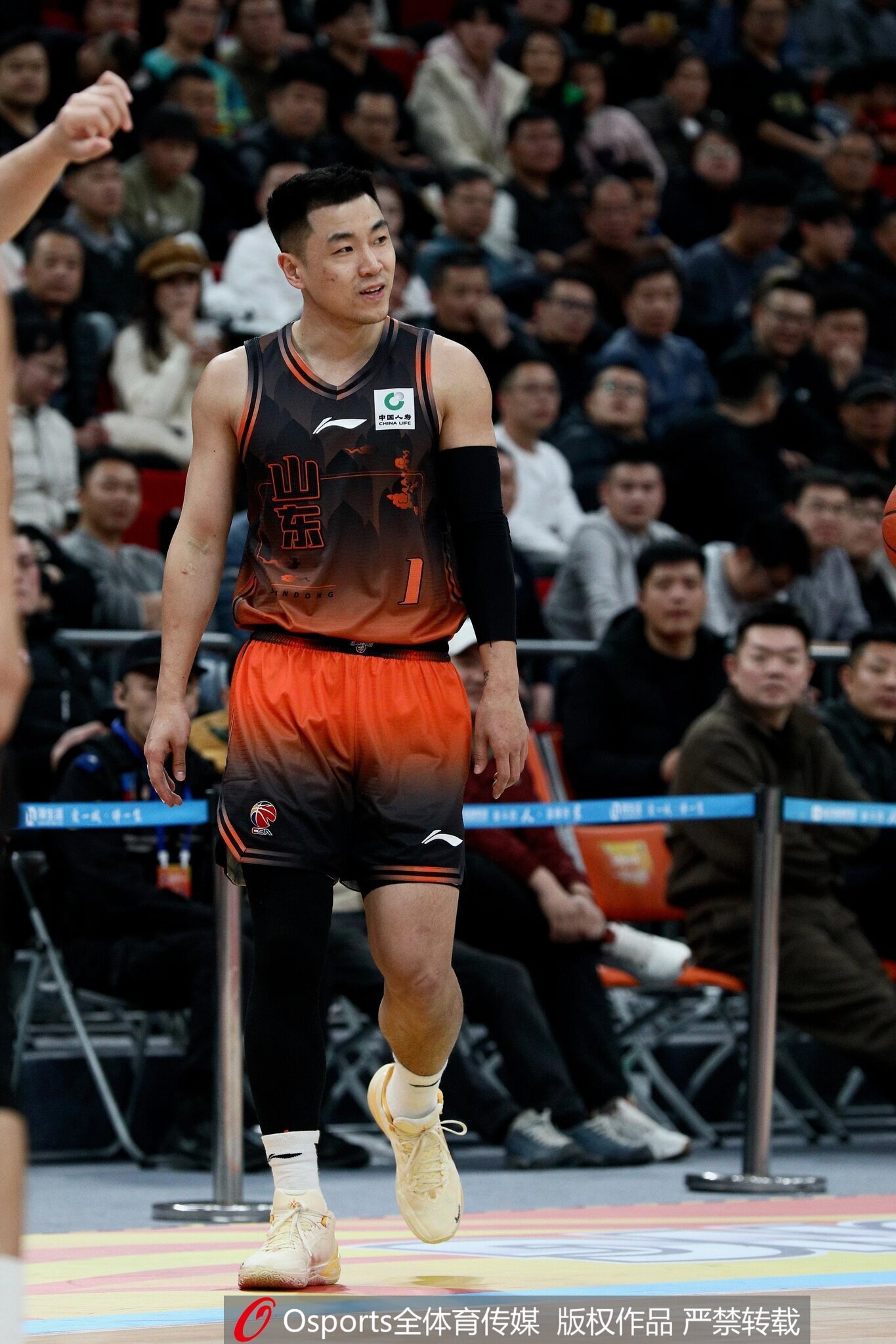媒体人：高诗岩是近年高强度连轴转的队员之一 他没恢复好就复出
