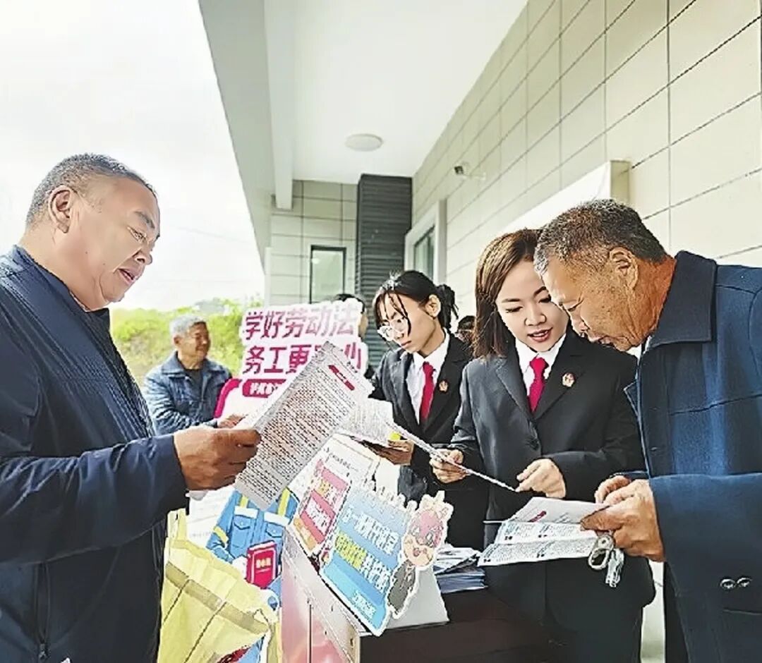 致敬奋斗者,守护每一份耕耘|法官_新浪财经_新浪网