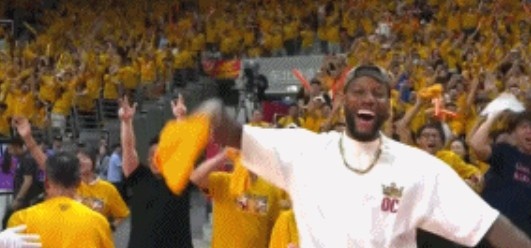 Buff加成！5年前准绝杀北京的威姆斯今天在广东主场观战京粤大战