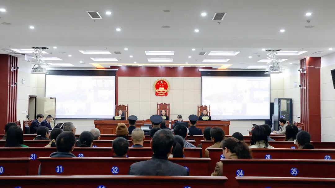 贵州省建设投资集团有限公司原党委委员、副总经理王伯航受贿案一审宣判