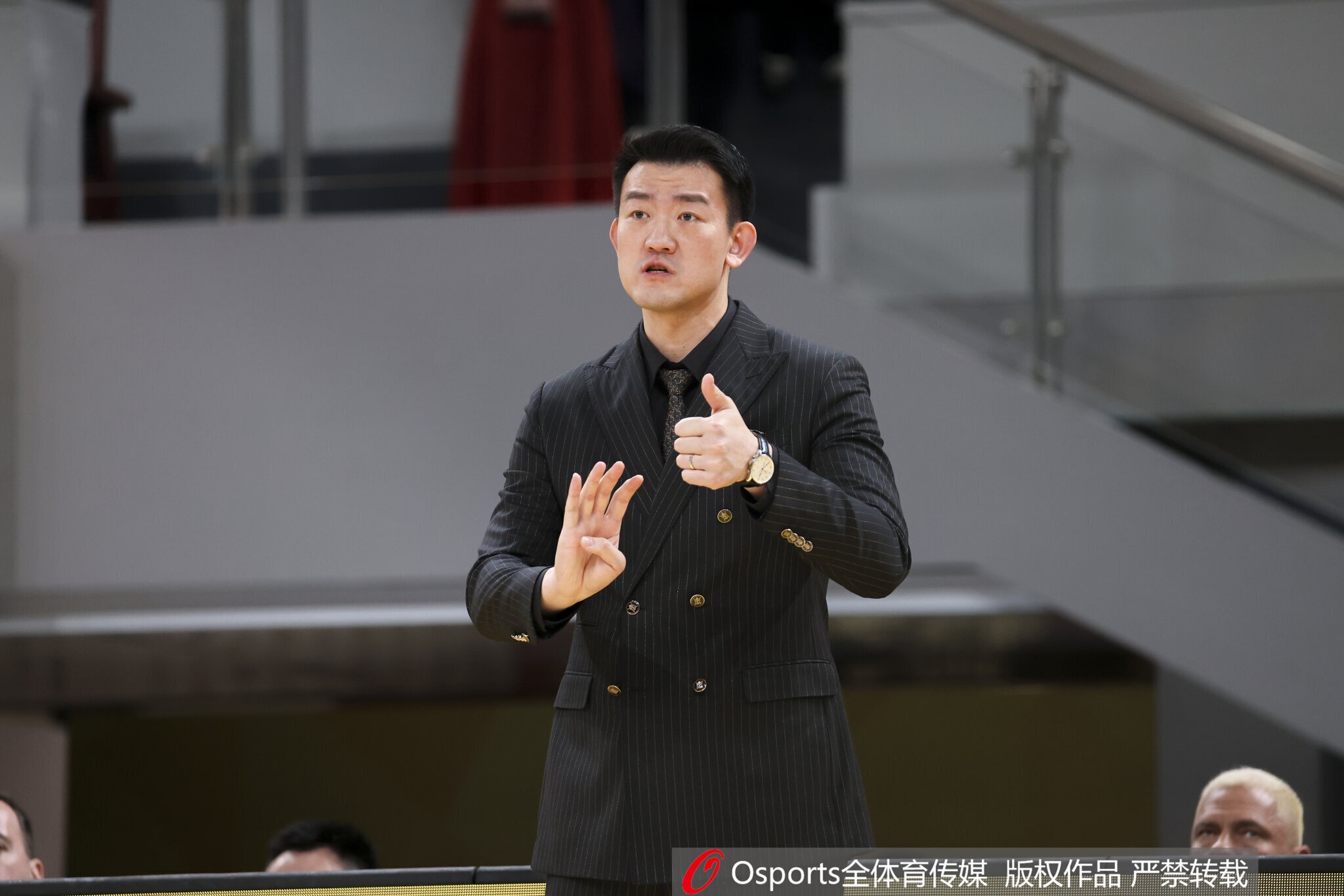 王博：大家都非常重视这场比赛 没有松懈 攻防两端都做得非常好