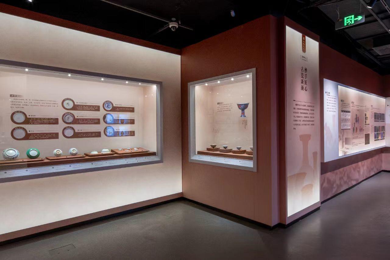 国际博物馆日丨这场展览，展出成都平原迄今所有考古出土瓷器|青瓷|白瓷|焕彩|景德镇窑_手机新浪网
