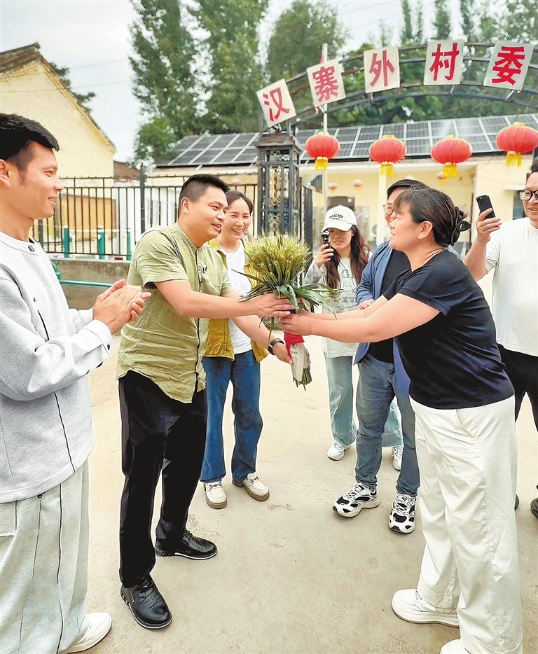 从濮阳到重庆，跨越1400公里的爱心接力后续—— 带一束麦穗回山城