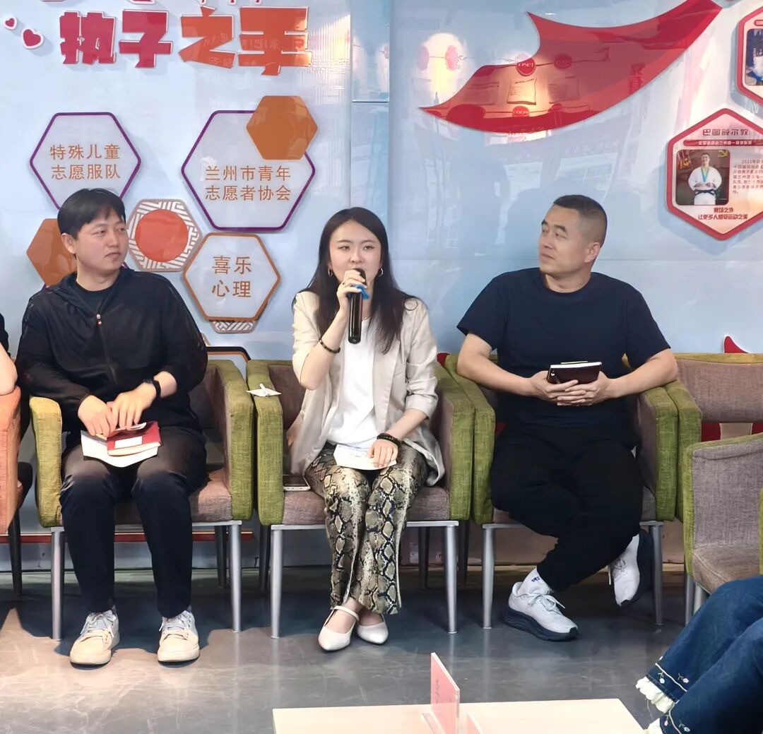 团市委举办“书香机关”读书分享会,引领青年共赴书香之约_新浪财经_新浪网