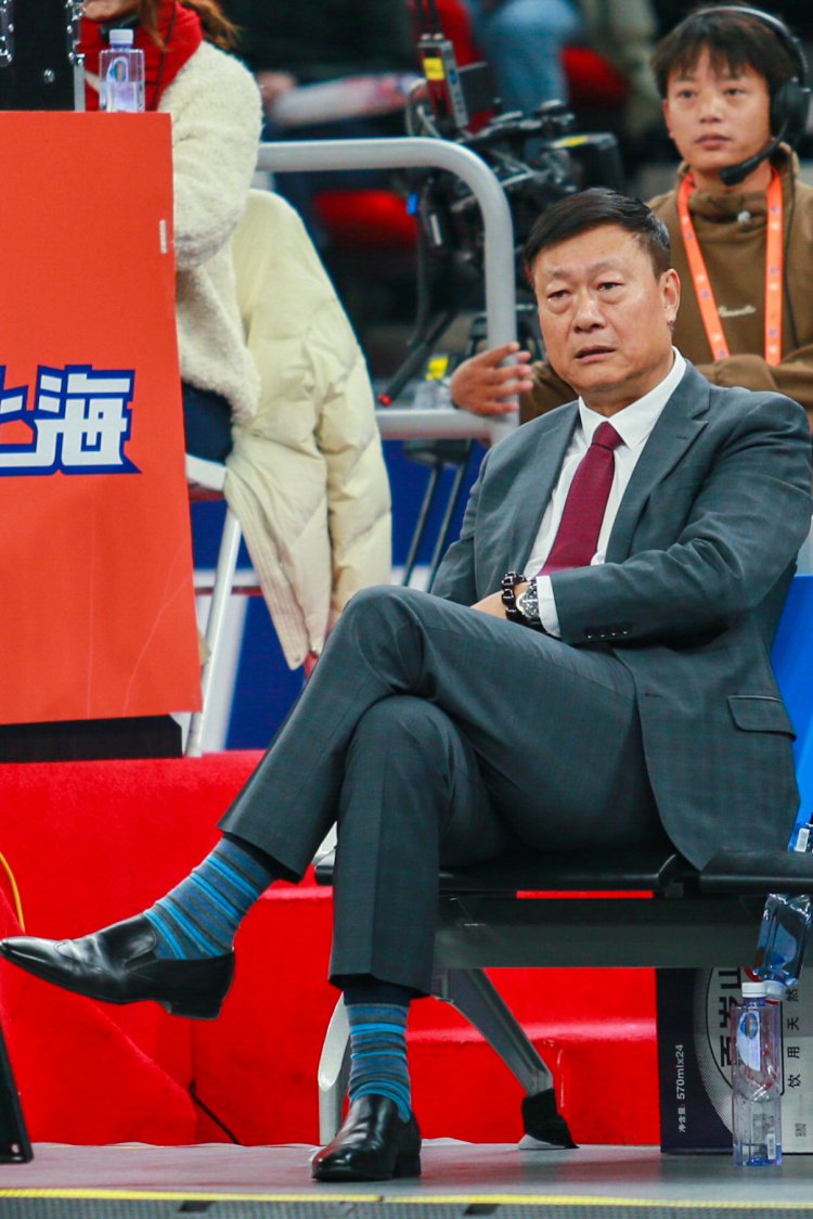 时隔24年重返CBA总决赛舞台！记者：李秋平是上海队真正的主心骨