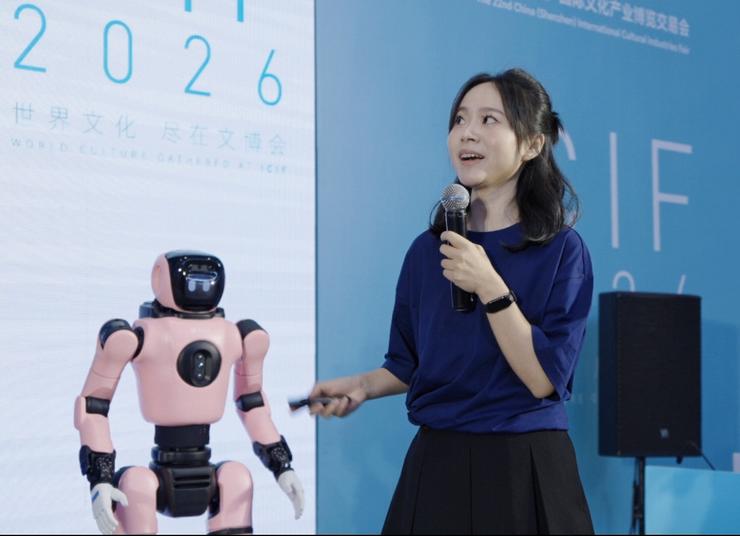 ROBOEASE产品经理武玲
