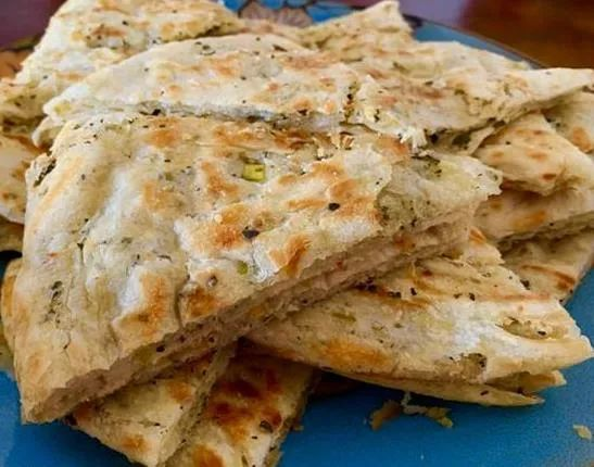 北方春季美食花椒叶烙饼。图片来源：东方文化杂志