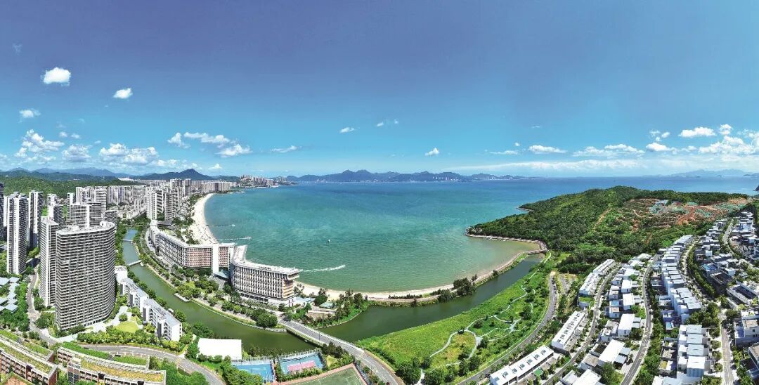 美丽的大亚湾小径湾。钟畅新 摄