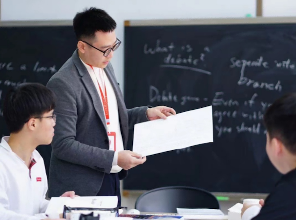 全维度育人管控，重庆文理学校以优质校园服务助学子成才