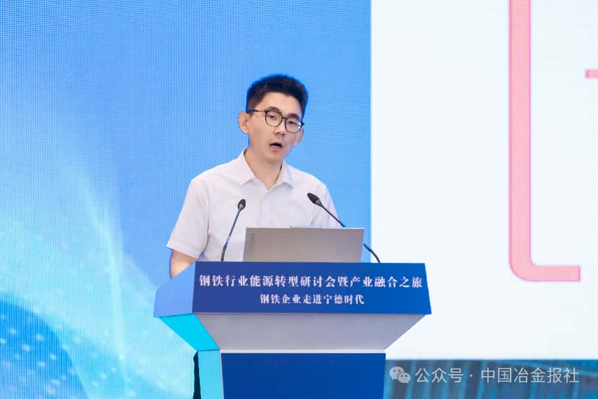 图为杨嘉宇
