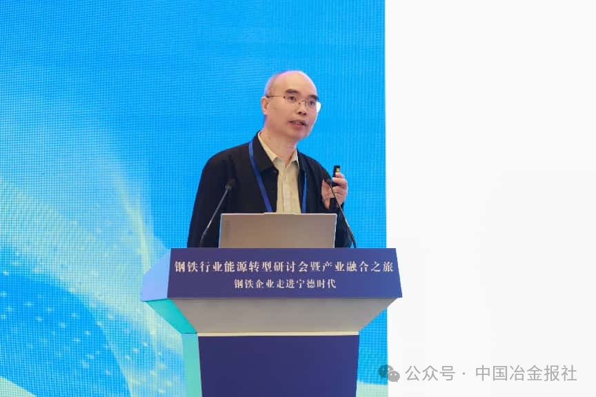 图为朱彤