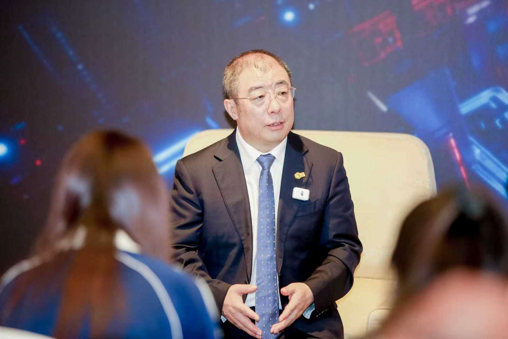 奇安信集团董事长齐向东：有了AI挖漏洞后，网络攻击会从几年一遇变成一年几遇