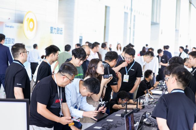 歌尔光学第十届VR&AR显示光学技术峰会在沪举行 聚焦“聚力致远”共推XR产业发展|vivo|上海市|产业链|波导|模组_手机新浪网