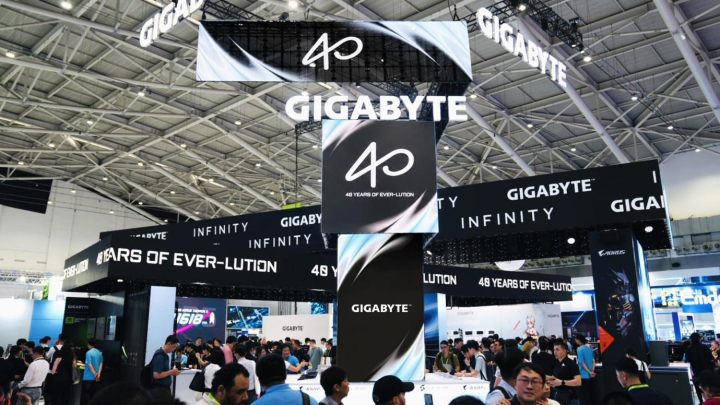 Enter Infinity 技嘉“ENTER INFINITY”席卷COMPUTEX 2026,大秀PC创新、AI运算与电竞体验卓越实力|技嘉|电竞|AI_新浪科技_新浪网