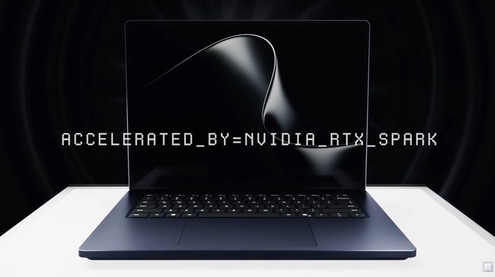 图｜YouTube @Microsoft Surface