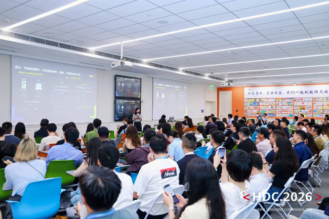 从出海到深耕：华为全球生态驱动伙伴双向腾飞