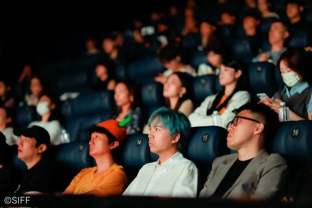 左右滑动查看现场图片