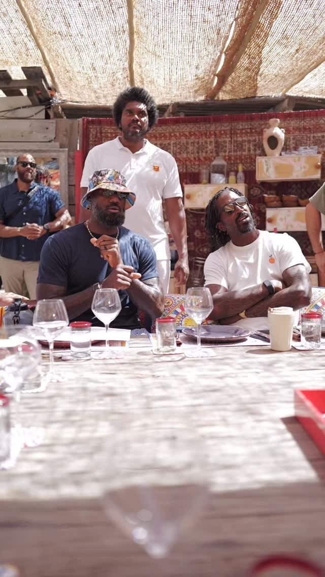 JR：外界总往我身上泼脏水 而詹姆斯认可我的人品 这对我意义非凡