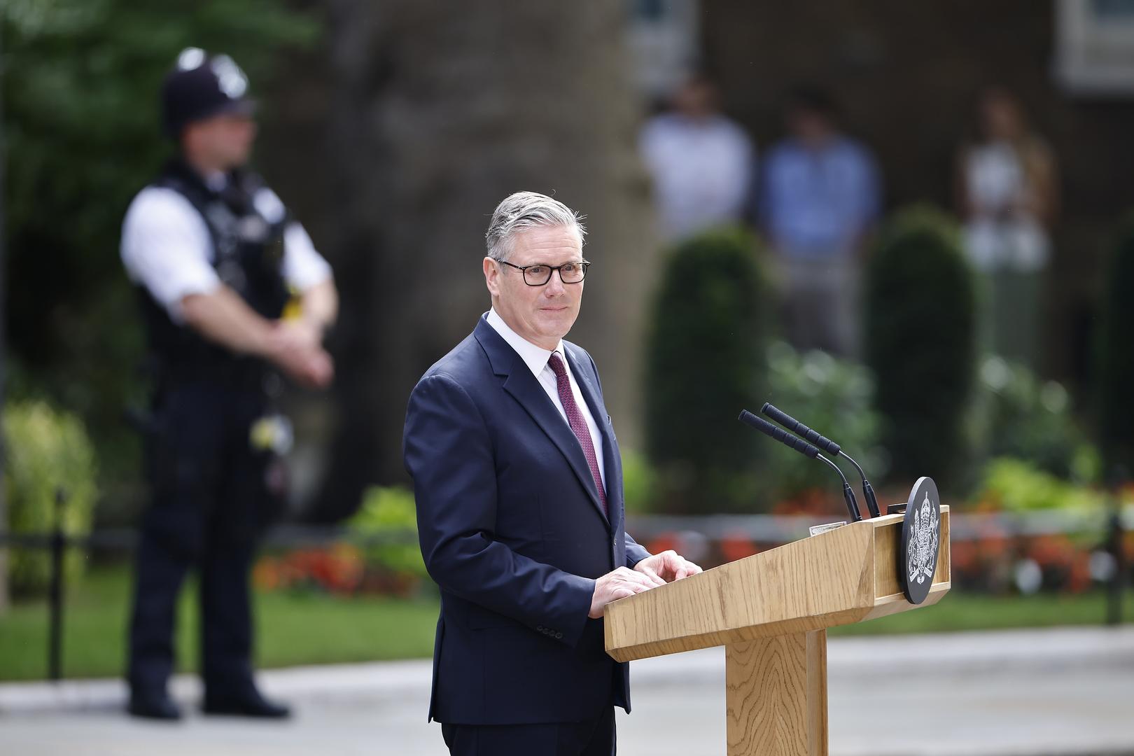 英国首相斯塔默宣布辞职 特朗普曾发帖预告：斯塔默将辞职，祝他安好