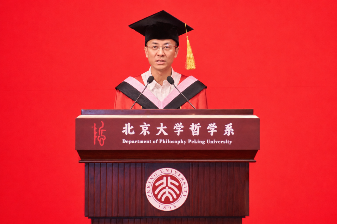 北大程乐松毕业致辞刷屏:“毕竟我们是演技纯熟的老登”_新浪财经_新浪网