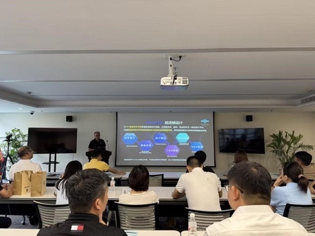 浙大系公司纳境科技发布AI智算平台，超构表面镜头产业化按下快进键