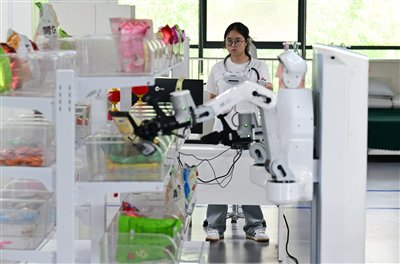　　（周牧 摄 新华社发）