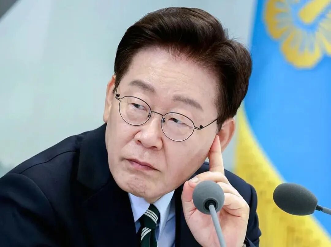韩国120万人爆仓，李在明头磕破也赔不起
